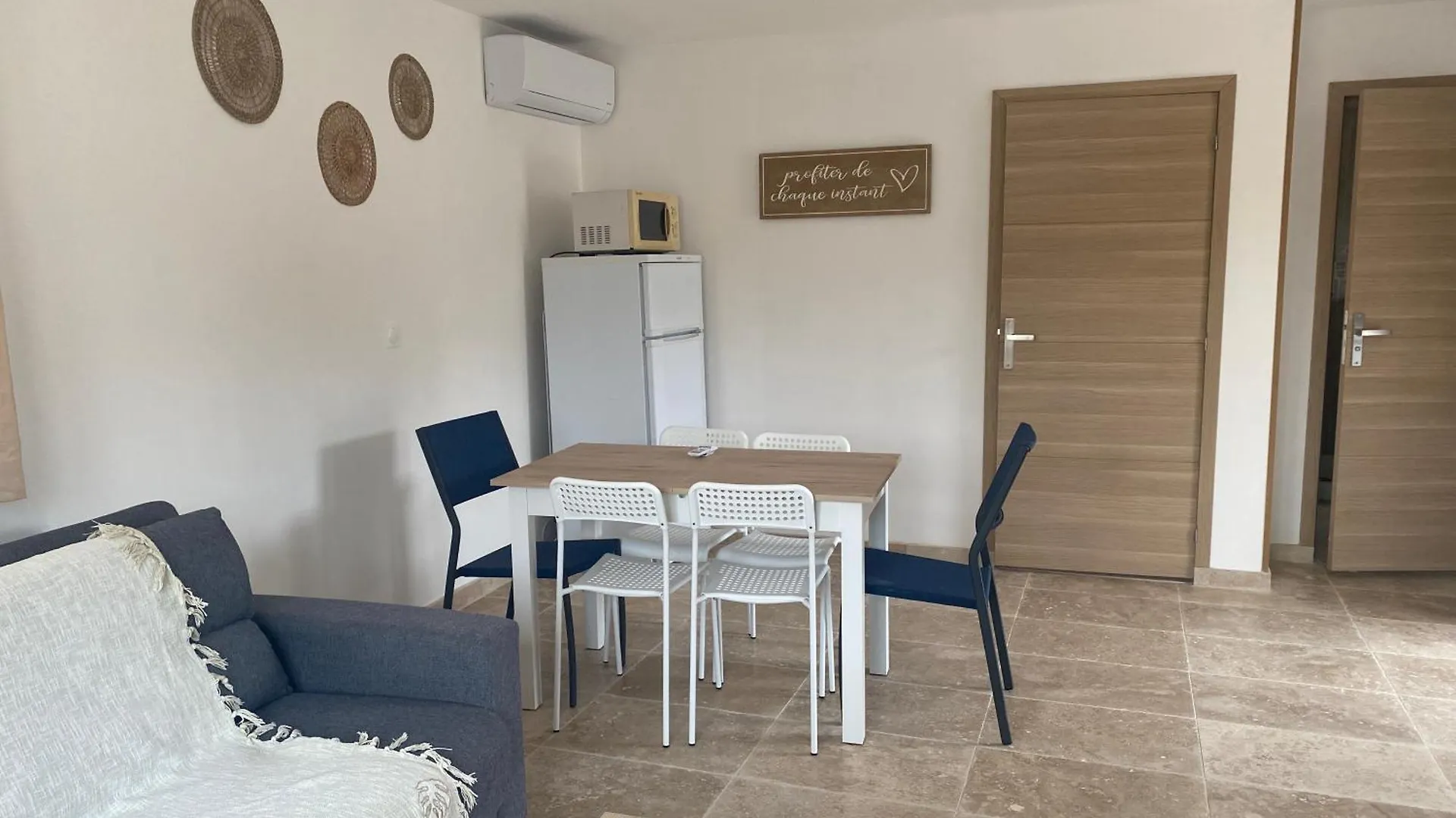 Maison A Sablet 0*,  França
